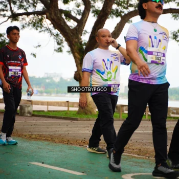 Runner Photo 2202284