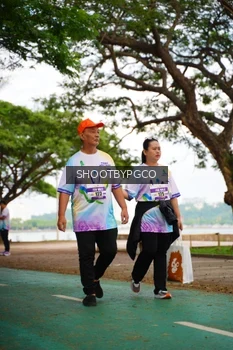 Runner Photo 2202443