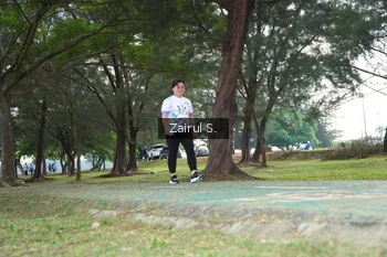 Runner Photo 2202684