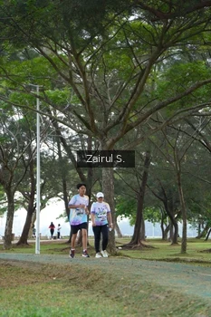 Runner Photo 2202741