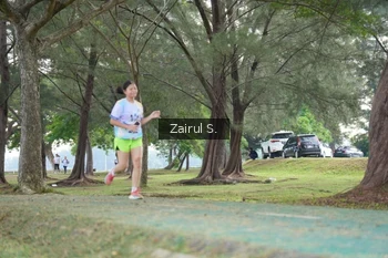 Runner Photo 2202790