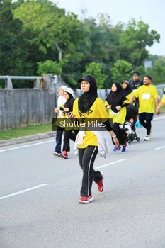 Runner Photo 2202802