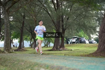 Runner Photo 2202812