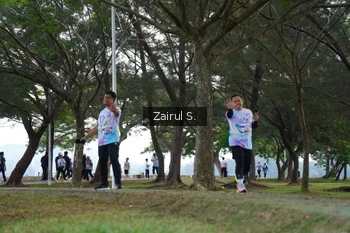 Runner Photo 2202824