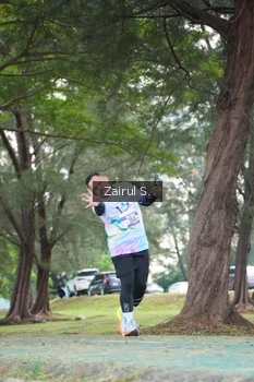 Runner Photo 2202827