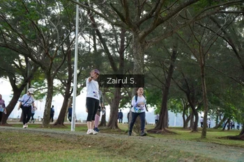 Runner Photo 2202850