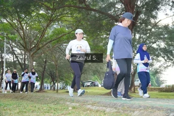 Runner Photo 2203038