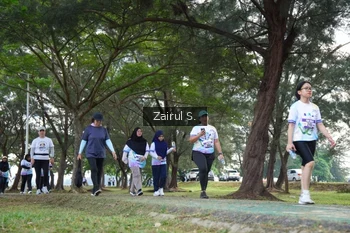 Runner Photo 2203056
