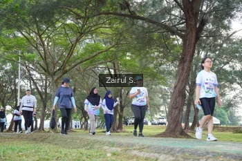 Runner Photo 2203059
