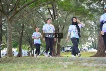 Runner Photo 2203300