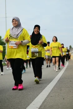 Runner Photo 2203525