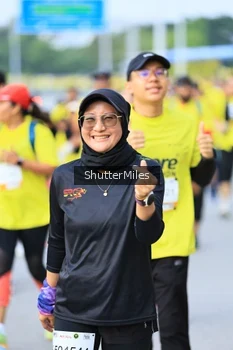 Runner Photo 2204140