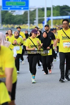 Runner Photo 2204159