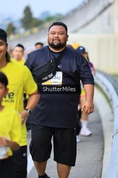 Runner Photo 2204200