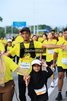 Runner Photo 2204240