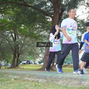 Runner Photo 2204570