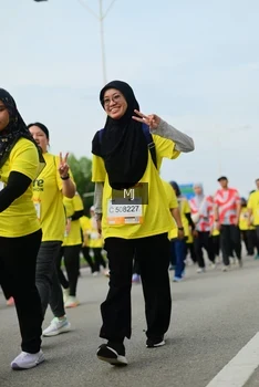 Runner Photo 2204665