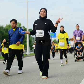 Runner Photo 2204863