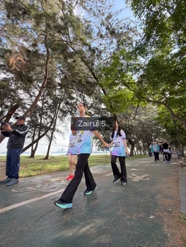 Runner Photo 2205171
