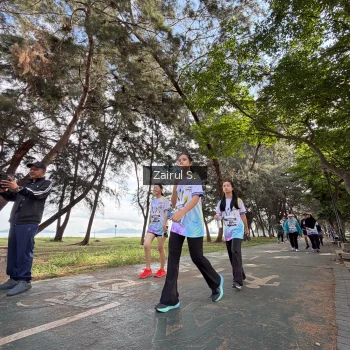 Runner Photo 2205175
