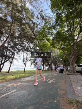 Runner Photo 2205183