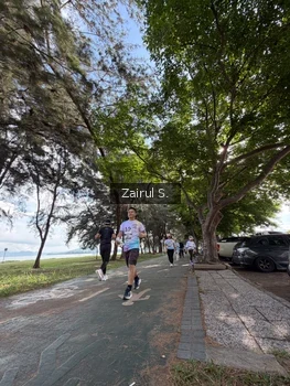 Runner Photo 2205232