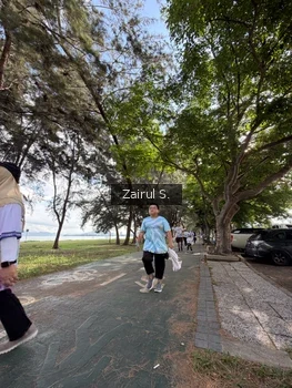 Runner Photo 2205242