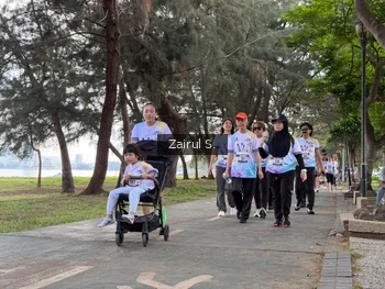 Runner Photo 2205597