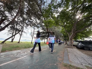 Runner Photo 2205746