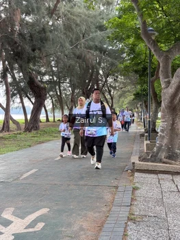 Runner Photo 2205891