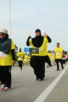 Runner Photo 2206101