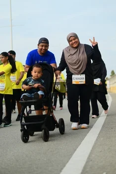 Runner Photo 2208340