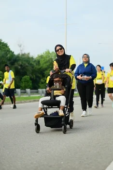 Runner Photo 2208405