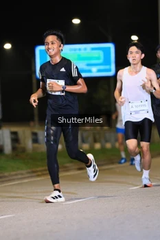 Runner Photo 2209642