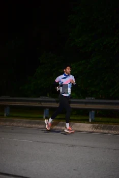 Runner Photo 2212676
