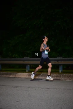 Runner Photo 2212680