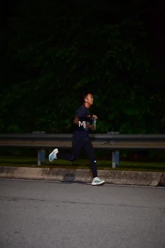 Runner Photo 2212688
