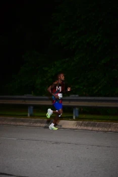 Runner Photo 2212694