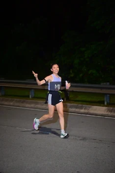 Runner Photo 2212699