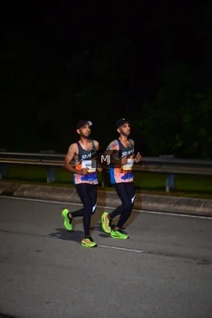 Runner Photo 2212754