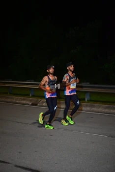 Runner Photo 2212756