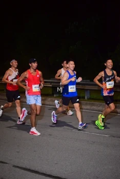 Runner Photo 2212776