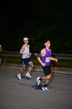 Runner Photo 2212787