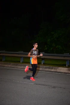 Runner Photo 2212791