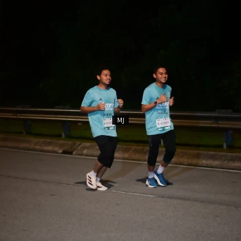 Runner Photo 2212807