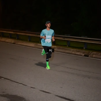 Runner Photo 2212843