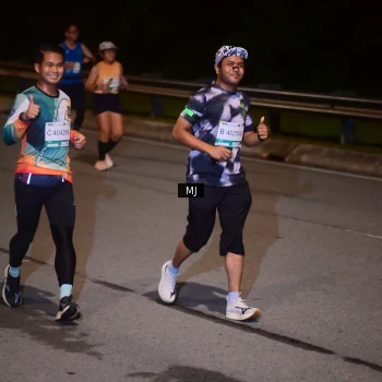 Runner Photo 2212858