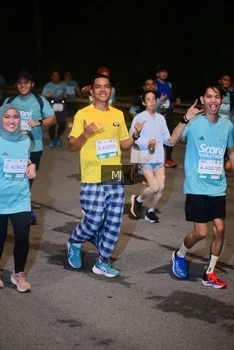 Runner Photo 2213073