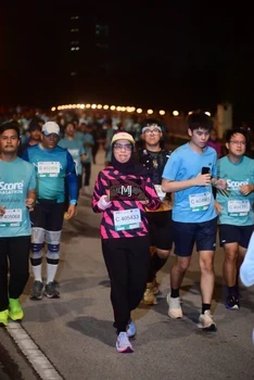 Runner Photo 2213101