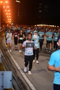 Runner Photo 2213120